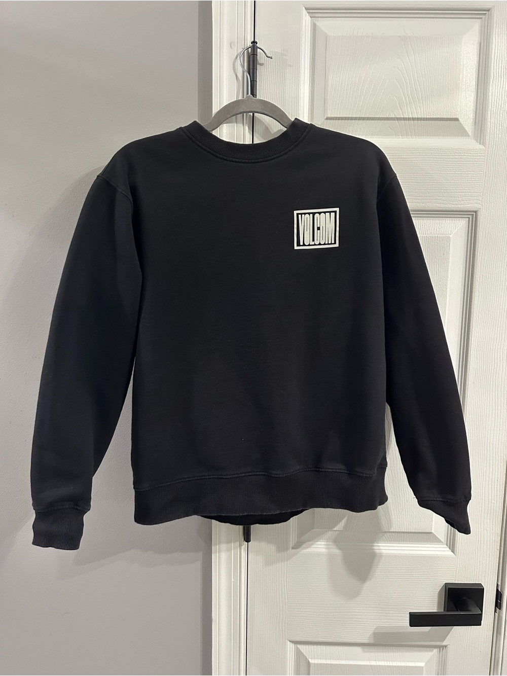 Volcom crew neck